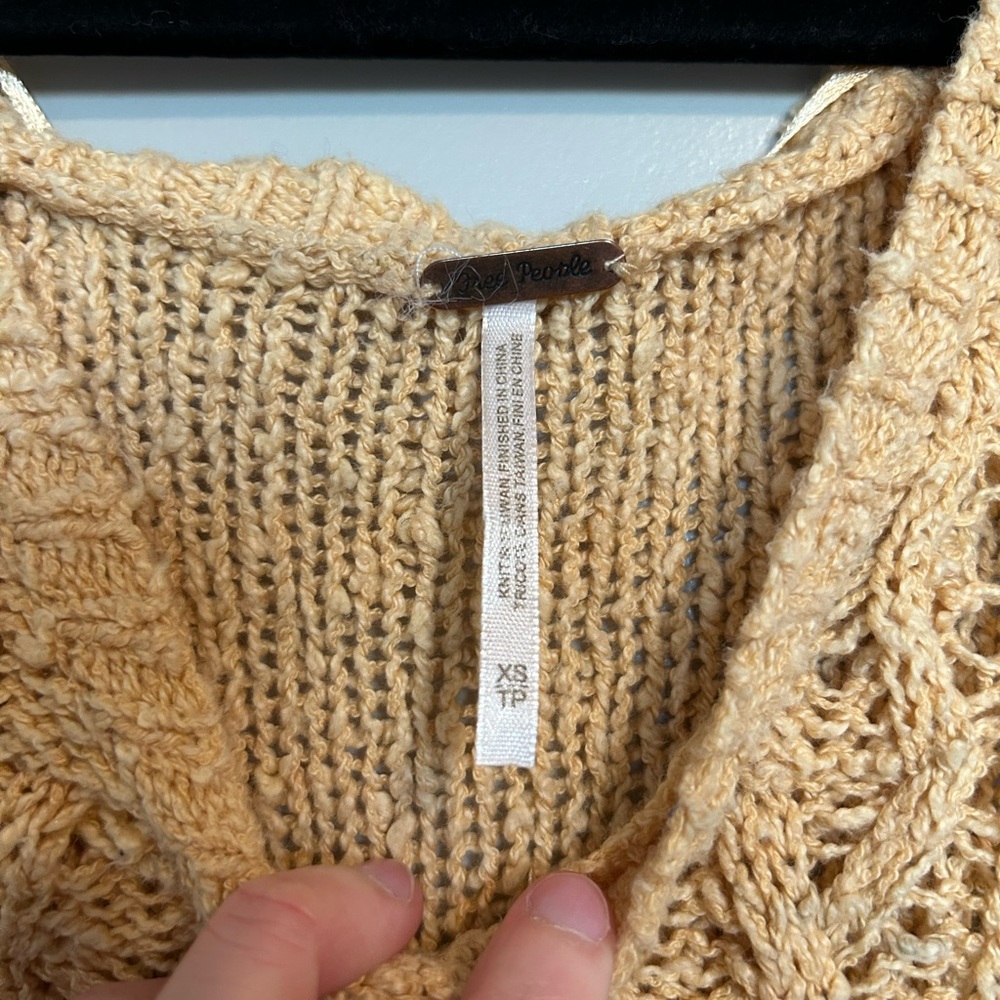 Free People Yellow Chunky Knit sweater - Picture 4 of 4